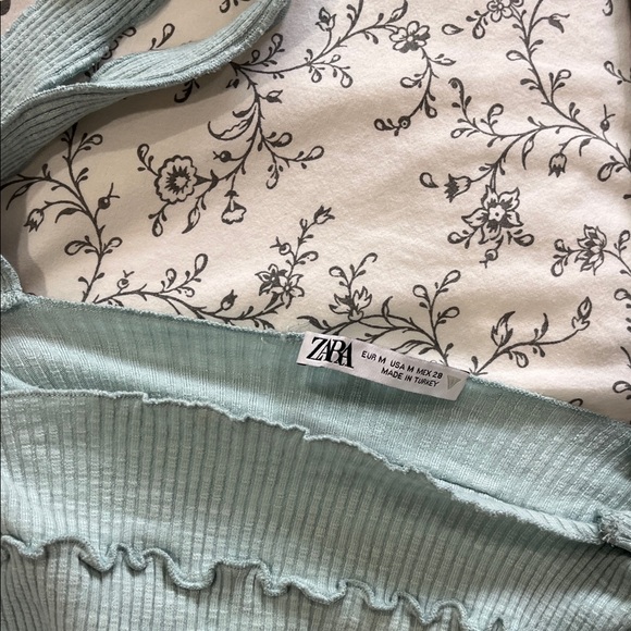 Zara Mint Ribbed Crop Top with Ruffles - Picture 2 of 2
